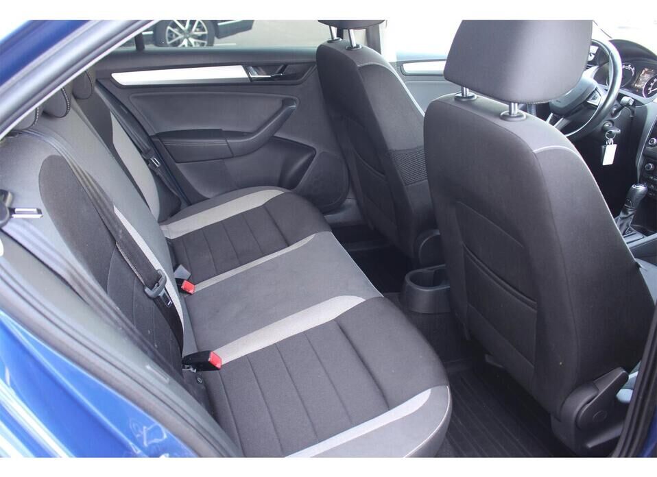 Skoda Rapid 1.6 AT (110 л.с.)