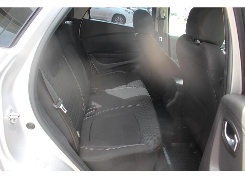 Renault Kaptur 1.6 CVT (114 л.с.)