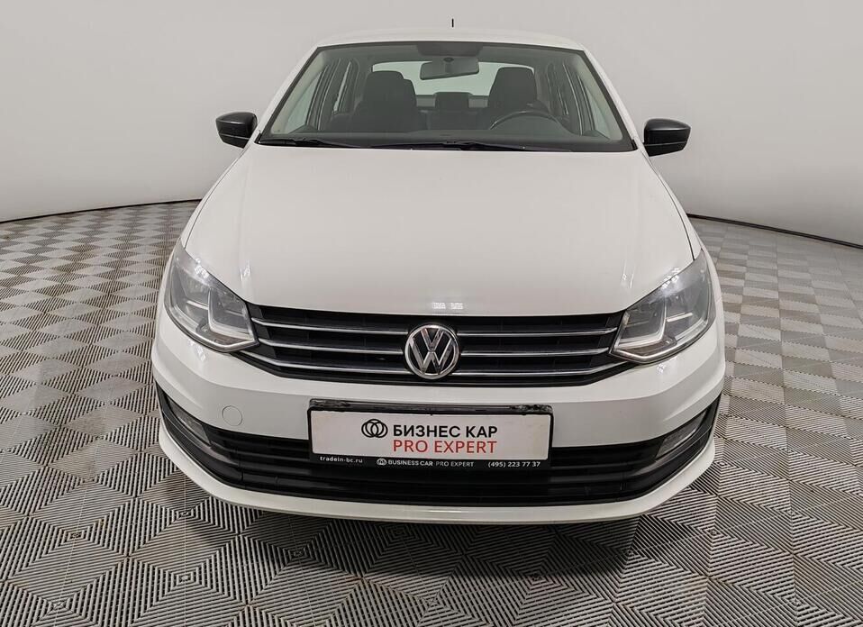 Volkswagen Polo 1.6 MT (110 л.с.)