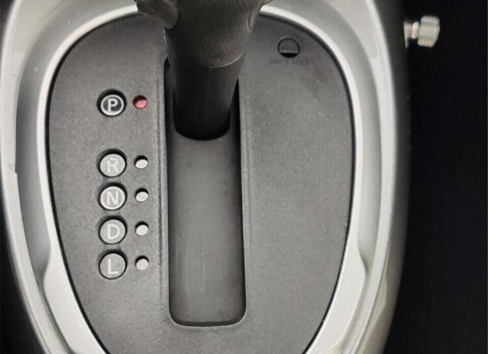 Nissan Juke, I 1.6 CVT (117 л.с.)