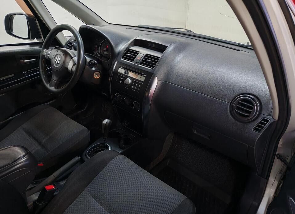 Suzuki SX4, I (Classic) 1.6 AT (106 л.с.)