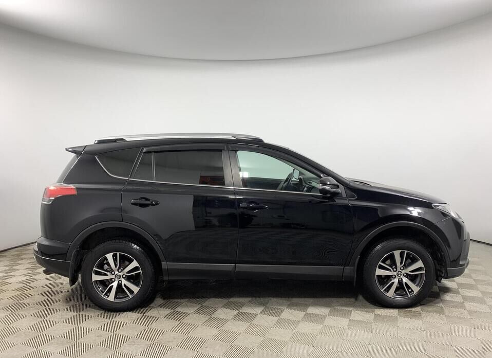 Toyota RAV4 2.2d AT (150 л.с.) 4WD