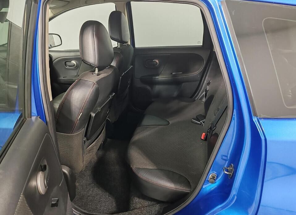 Nissan Note, I 1.6 AT (110 л.с.)
