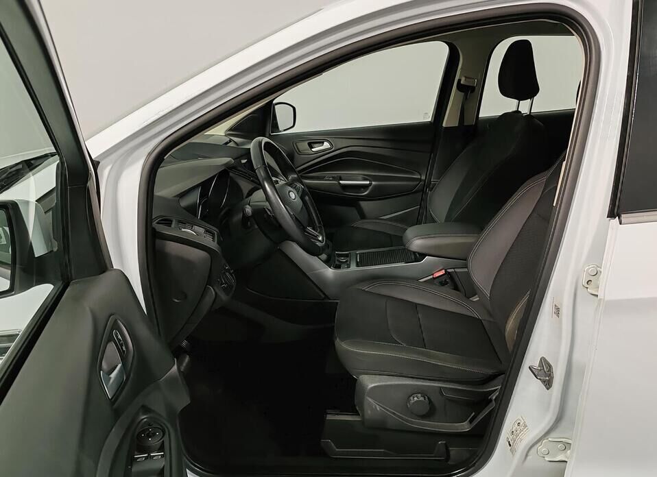 Ford Kuga, II Рестайлинг 1.5 AT (150 л.с.) 4WD