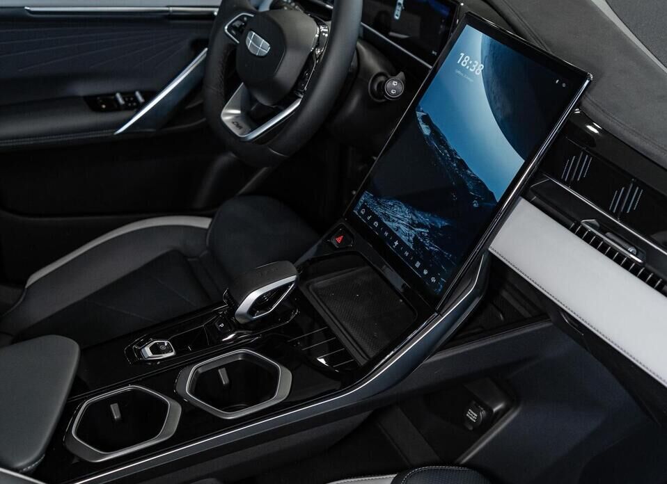 Geely Atlas, II 2.0 AT (200 л.с.) 4WD