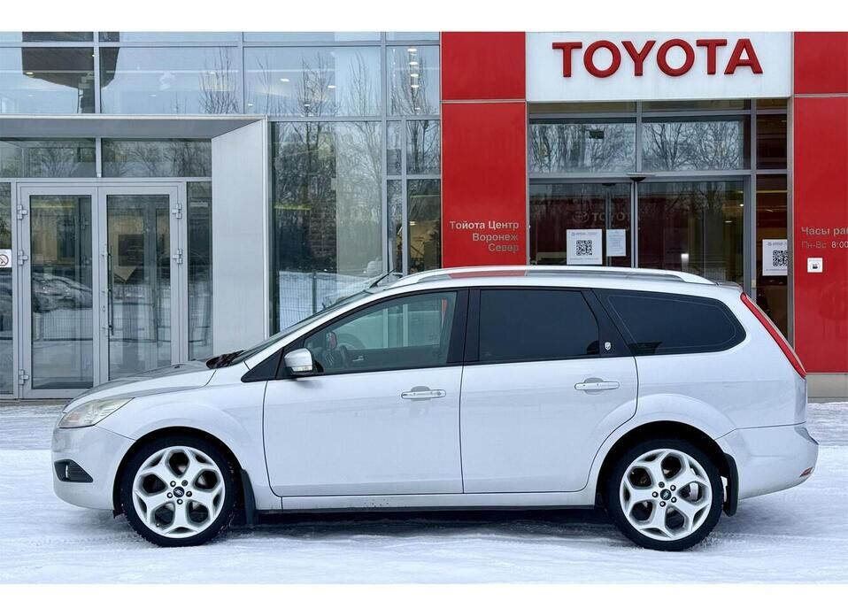 Ford Focus, II Рестайлинг 2.0 AT (145 л.с.)