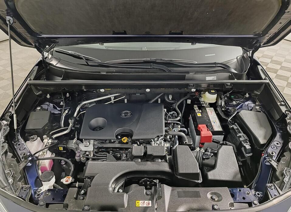 Toyota RAV4, V (XA50) 2.0 CVT (173 л.с.) 4WD