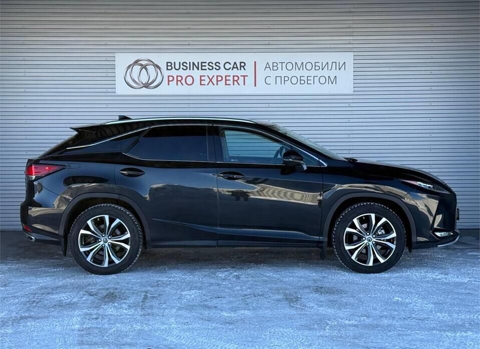 Lexus RX, IV Рестайлинг 300 2.0 AT (238 л.с.) 4WD