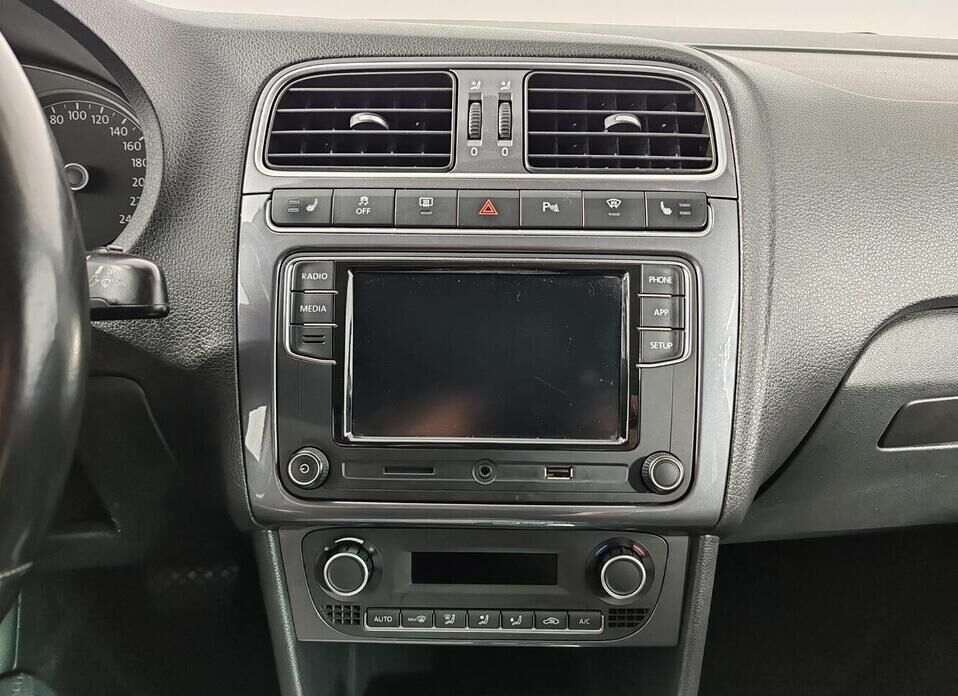 Volkswagen Polo 1.4 AMT (125 л.с.)