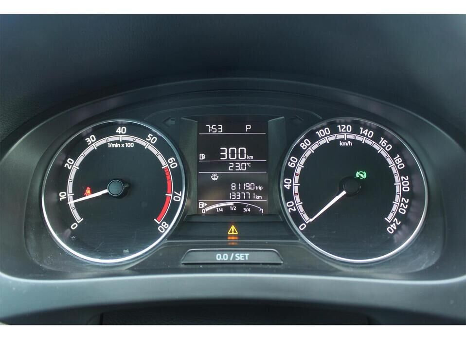 Skoda Rapid 1.6 AT (110 л.с.)