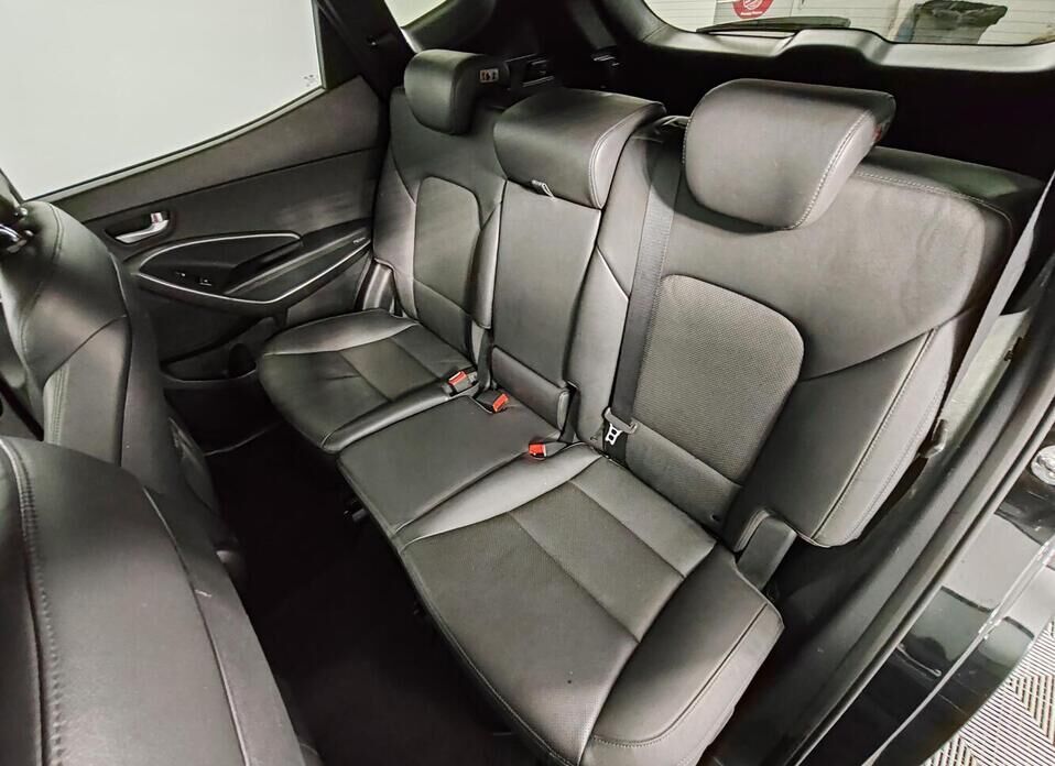 Hyundai Santa Fe 2.2d AT (200 л.с.) 4WD
