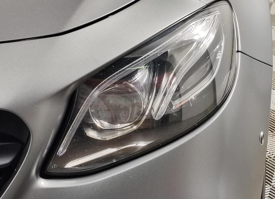 Mercedes-Benz E-Класс AMG, V (W213) 63 AMG S 4.0 AT (612 л.с.) 4WD