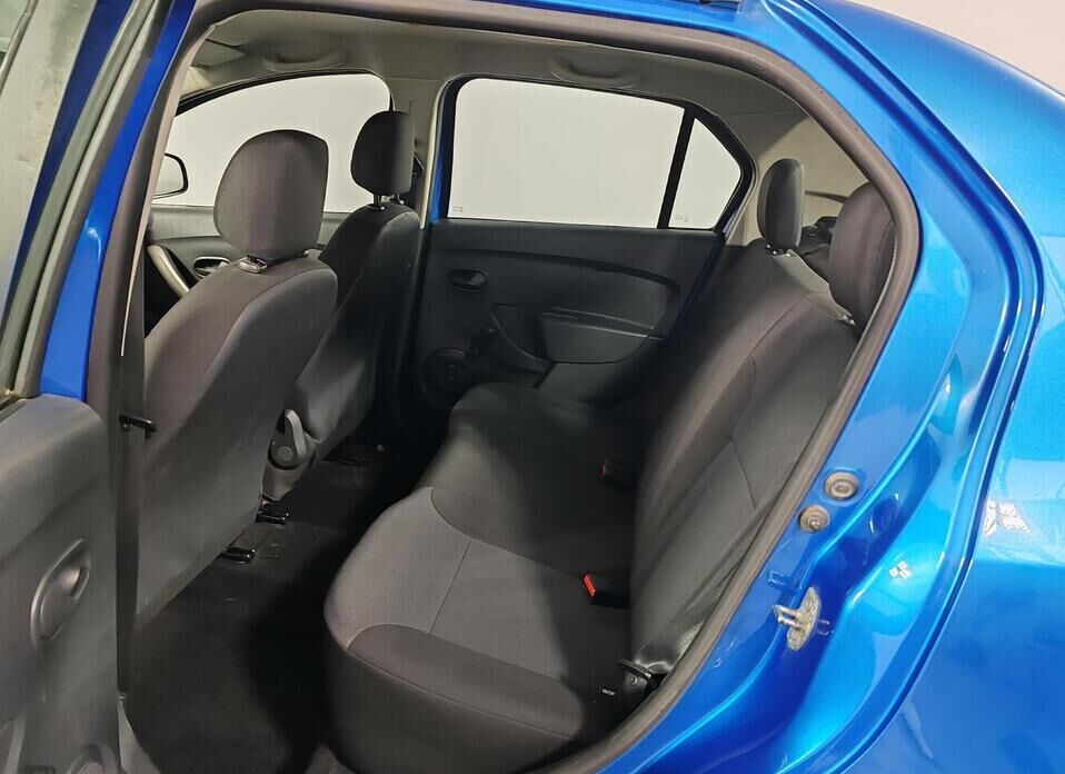Renault Logan, II 1.6 MT (102 л.с.)