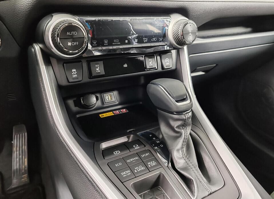 Toyota RAV4, V (XA50) 2.0 CVT (171 л.с.) 4WD