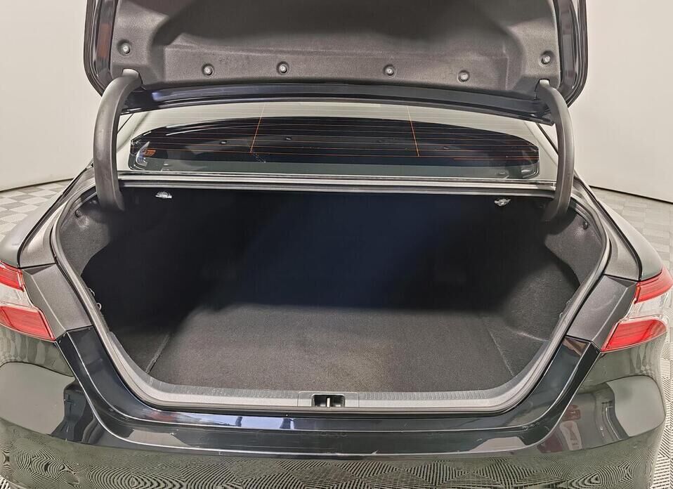 Toyota Camry, VIII (XV70) Рестайлинг 2.0 CVT (150 л.с.)