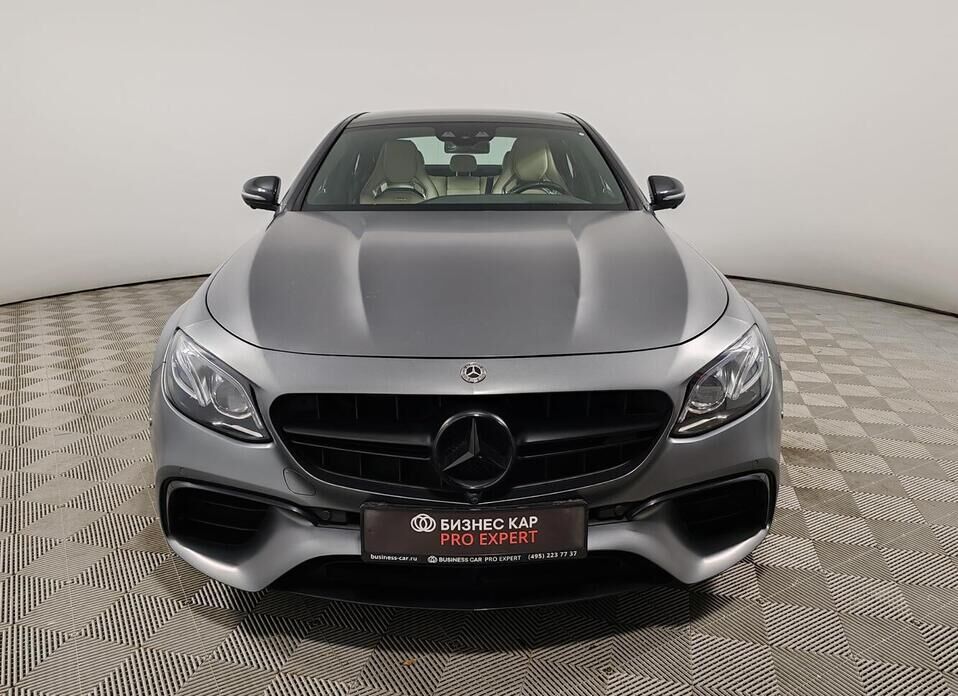 Mercedes-Benz E-Класс AMG, V (W213) 63 AMG S 4.0 AT (612 л.с.) 4WD