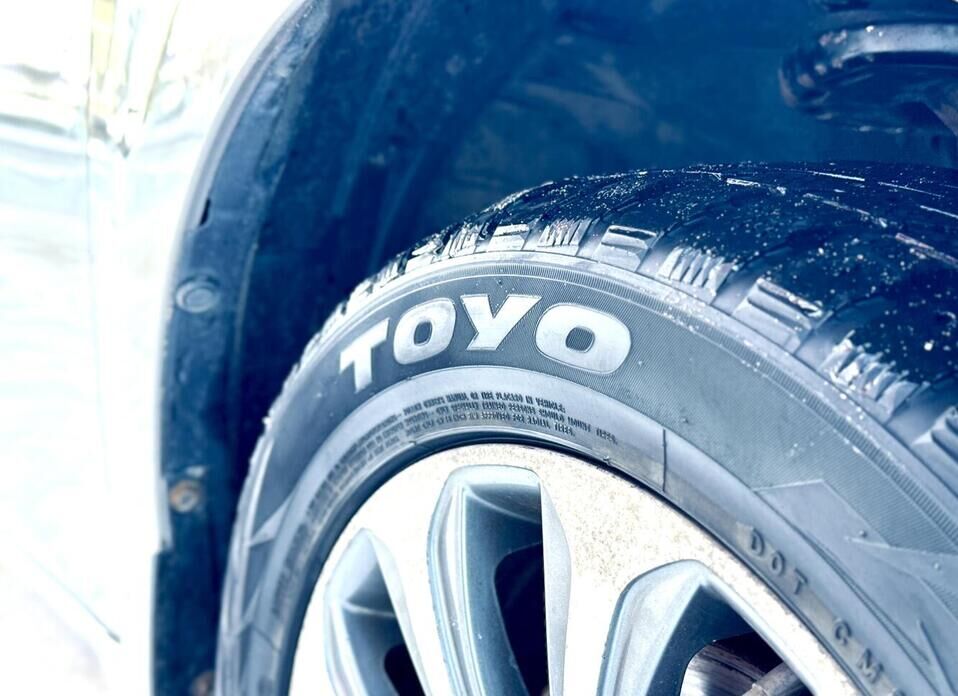 Toyota Corolla, XI (E160, E170) 1.6 CVT (122 л.с.)