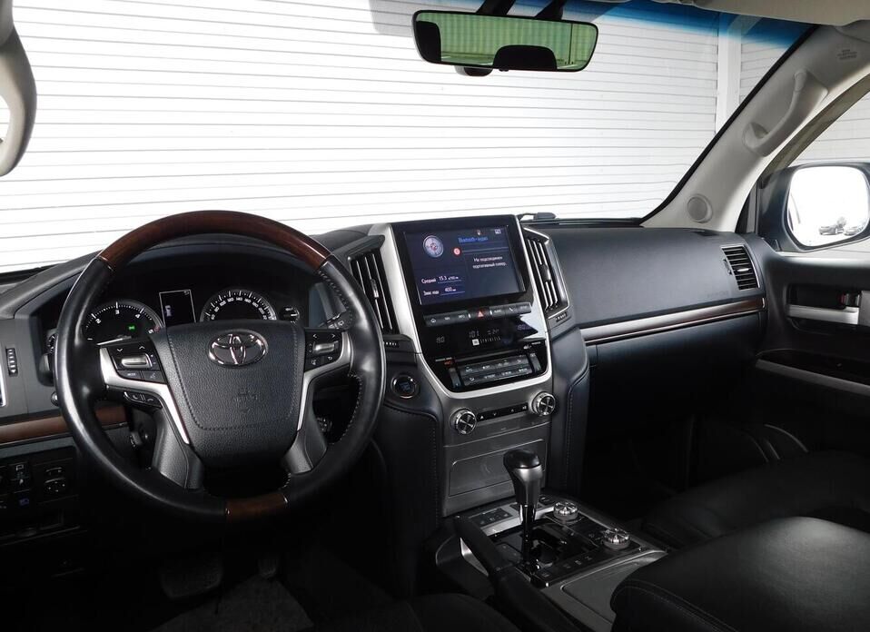 Toyota Land Cruiser 4.5d AT (249 л.с.) 4WD