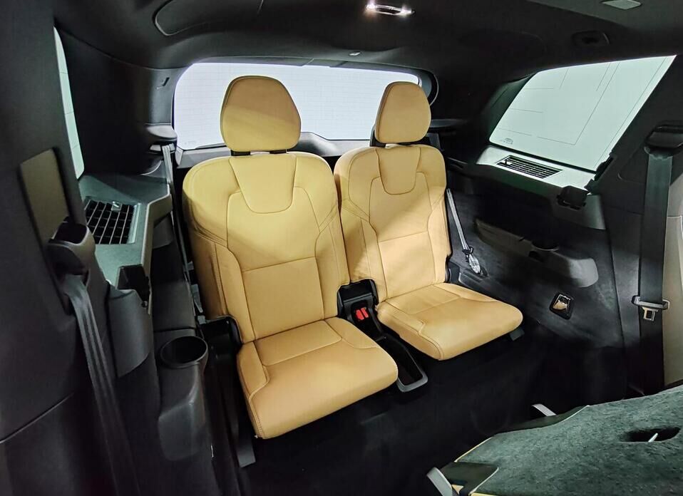 Volvo XC90, II Рестайлинг B5 2.0d AT (235 л.с.) 4WD