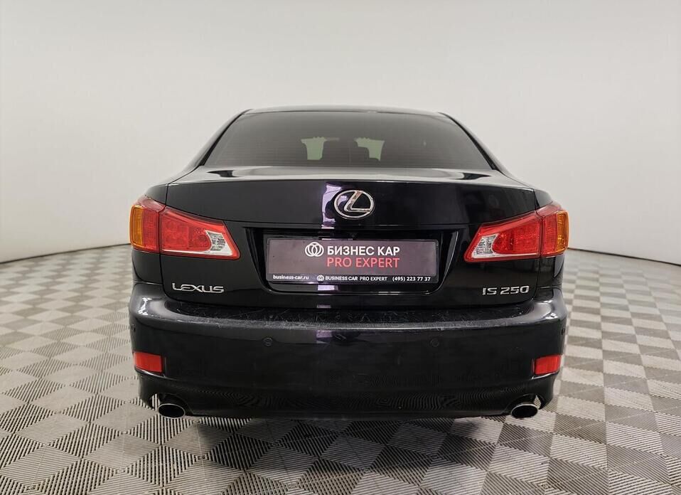 Lexus IS 250 2.5 AT (208 л.с.)