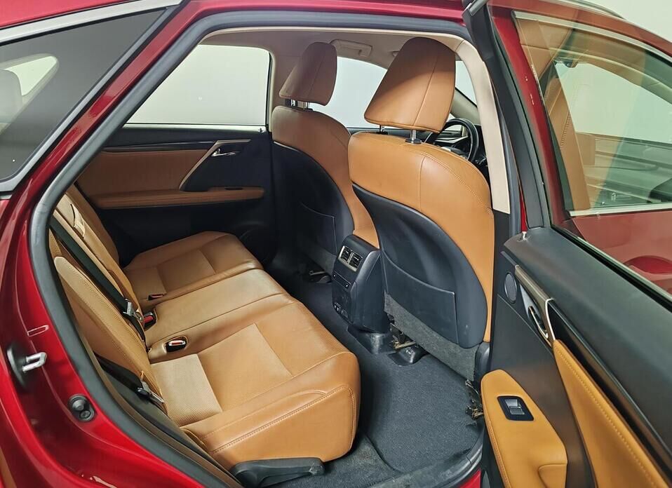 Lexus RX, IV Рестайлинг 300 2.0 AT (238 л.с.) 4WD