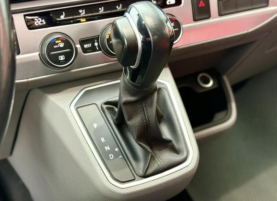 Volkswagen Caravelle, T6 Рестайлинг 2.0d AMT (199 л.с.) 4WD