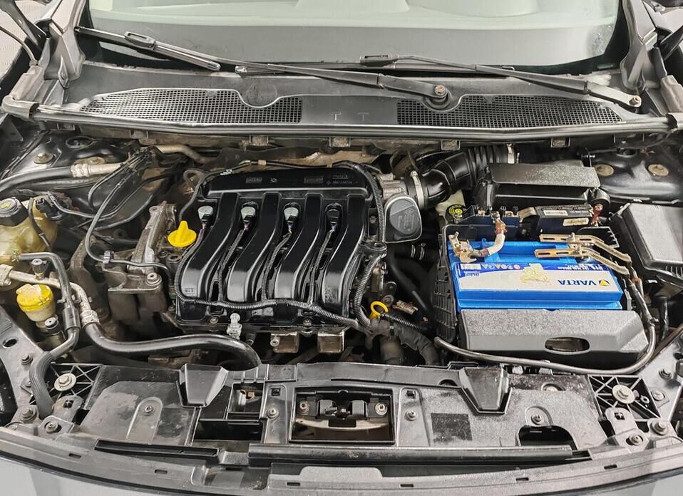 Renault Fluence, I 1.6 AT (106 л.с.)