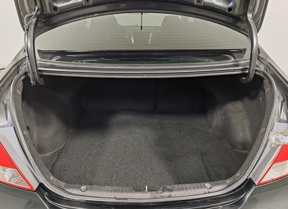 Hyundai Solaris, I 1.6 AT (123 л.с.)