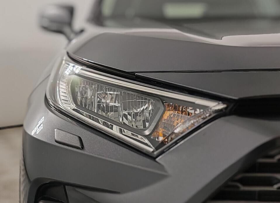 Toyota RAV4, V (XA50) 2.0 CVT (173 л.с.) 4WD