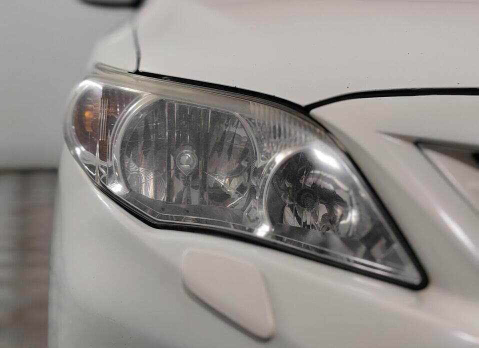 Toyota Corolla, X (E140, E150) Рестайлинг 1.6 AT (124 л.с.)