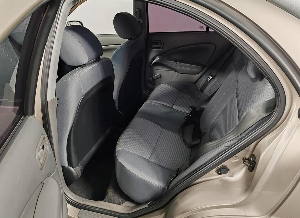 Nissan Almera Classic 1.6 AT (107 л.с.)
