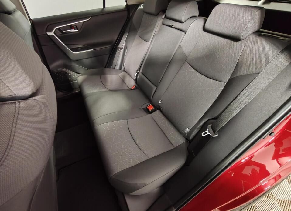 Toyota RAV4, V (XA50) 2.0 CVT (173 л.с.) 4WD