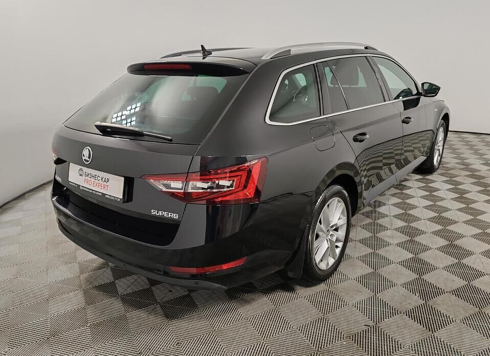 Skoda Superb 2.0 AMT (220 л.с.)