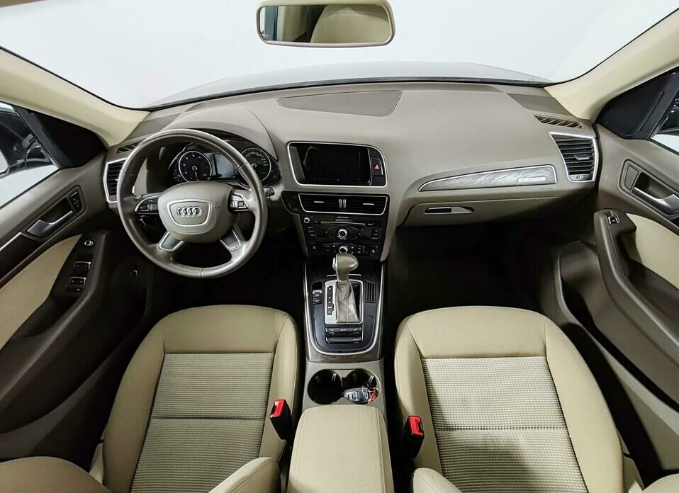 Audi Q5 2.0 AT (230 л.с.) 4WD