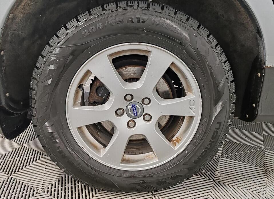 Volvo XC60, I 2.4d AT (175 л.с.)