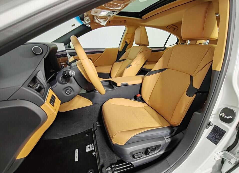 Lexus ES, VII Рестайлинг 2 200 2.0 CVT (173 л.с.)