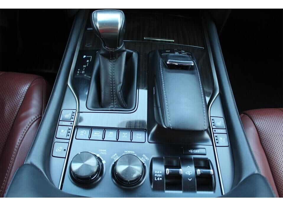 Lexus LX 450d 4.5d AT (272 л.с.) 4WD