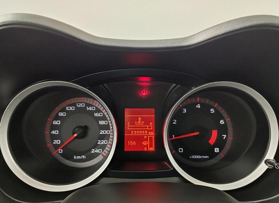 Mitsubishi Lancer, X 1.5 MT (109 л.с.)