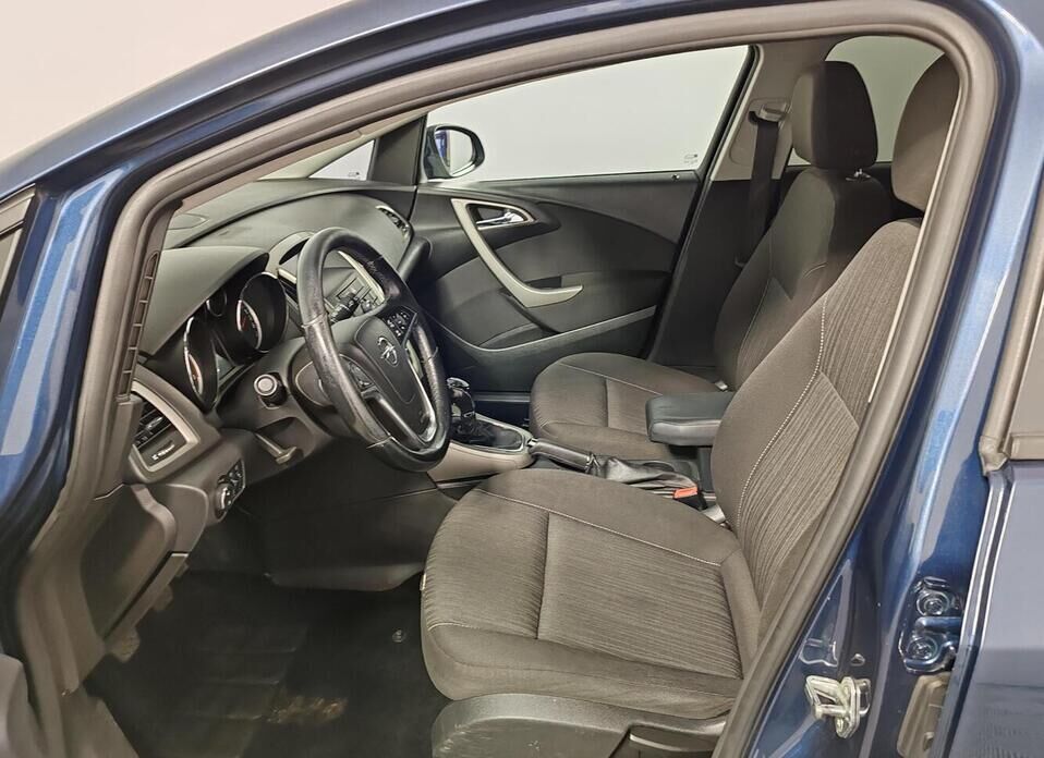 Opel Astra 1.6 MT (115 л.с.)