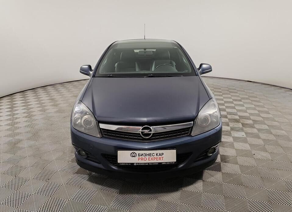 Opel Astra 1.8 AT (140 л.с.)