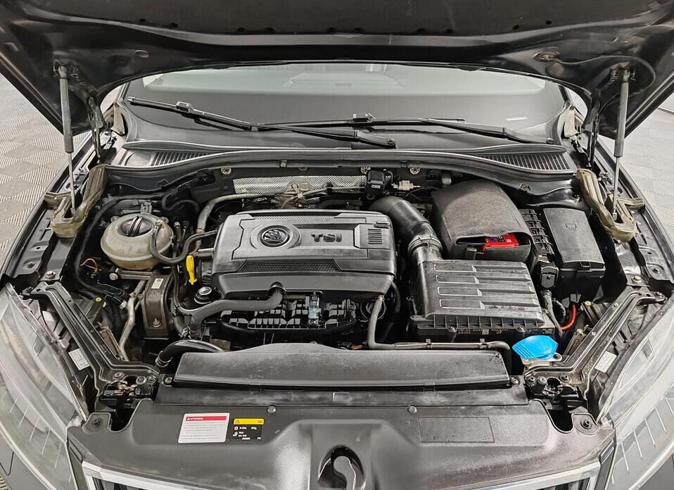 Skoda Superb 2.0 AMT (220 л.с.)