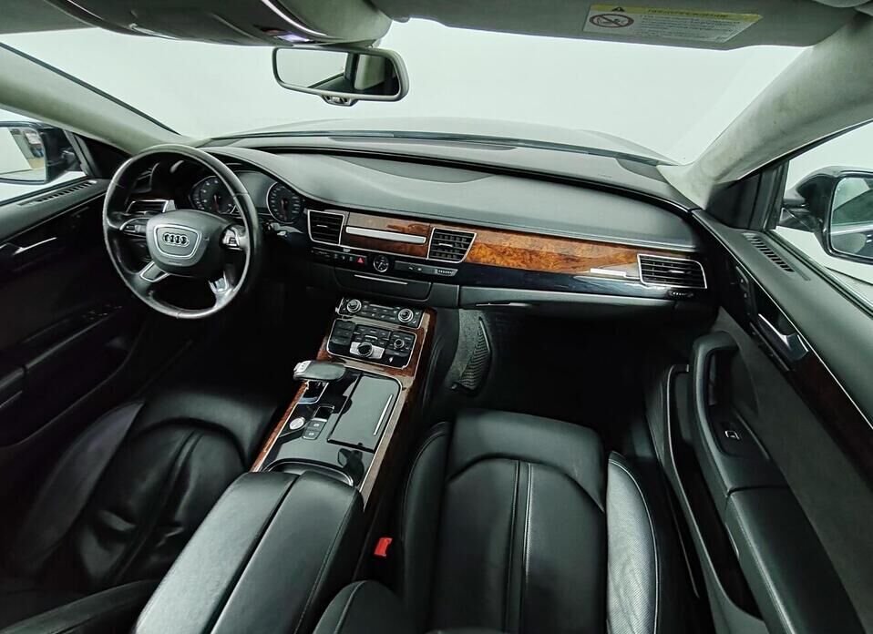Audi A8 3.0 AT (290 л.с.) 4WD