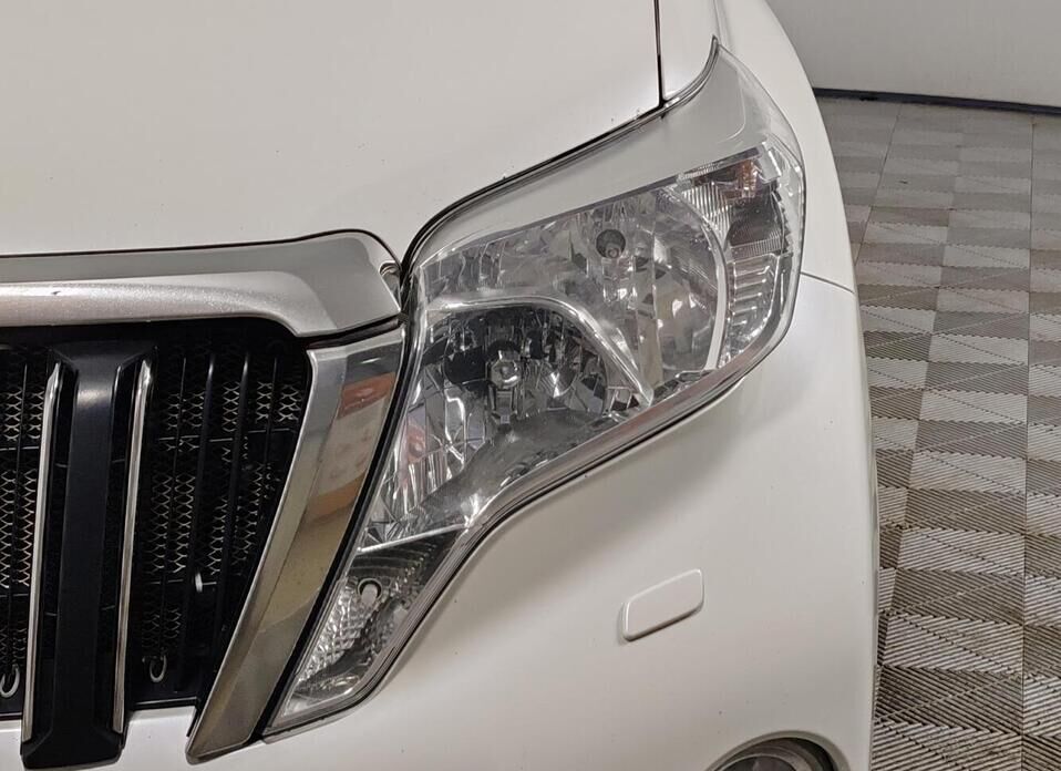 Toyota Land Cruiser Prado, 150 Series Рестайлинг 1 2.8d AT (177 л.с.) 4WD