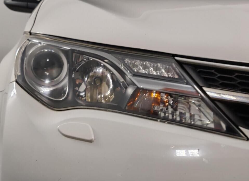 Toyota RAV4, IV (CA40) 2.0 CVT (146 л.с.)