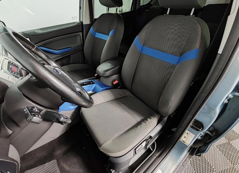 Ford Kuga 2.0d MT (136 л.с.) 4WD