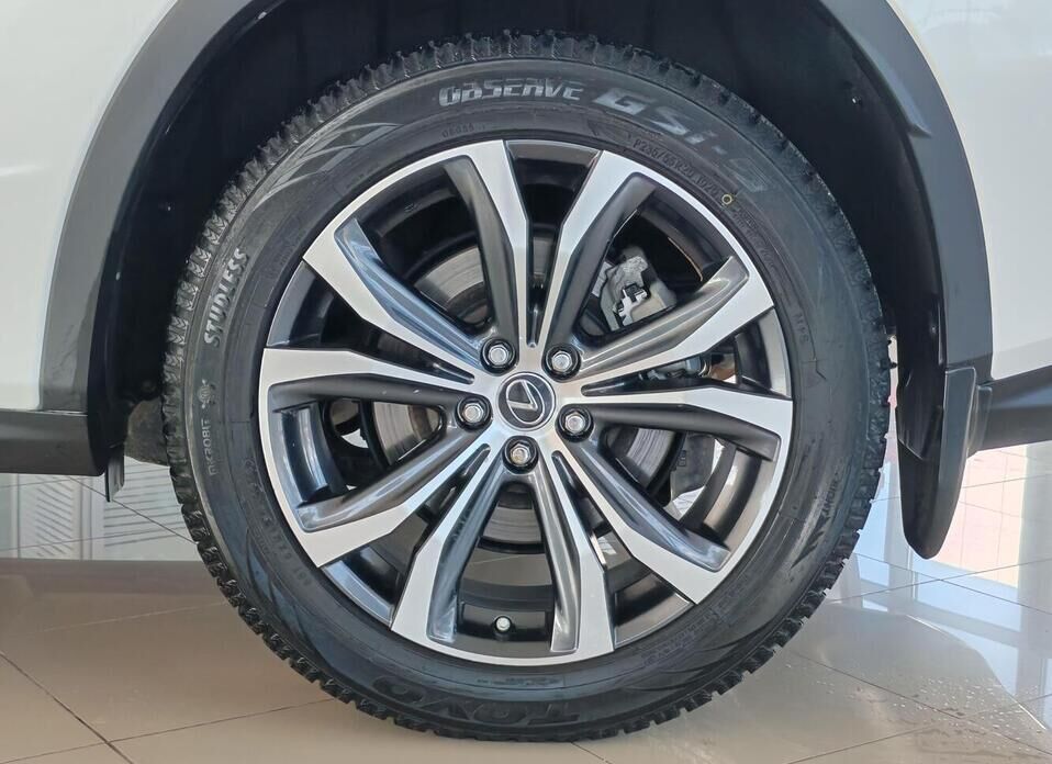 Lexus RX, IV 300 2.0 AT (238 л.с.) 4WD