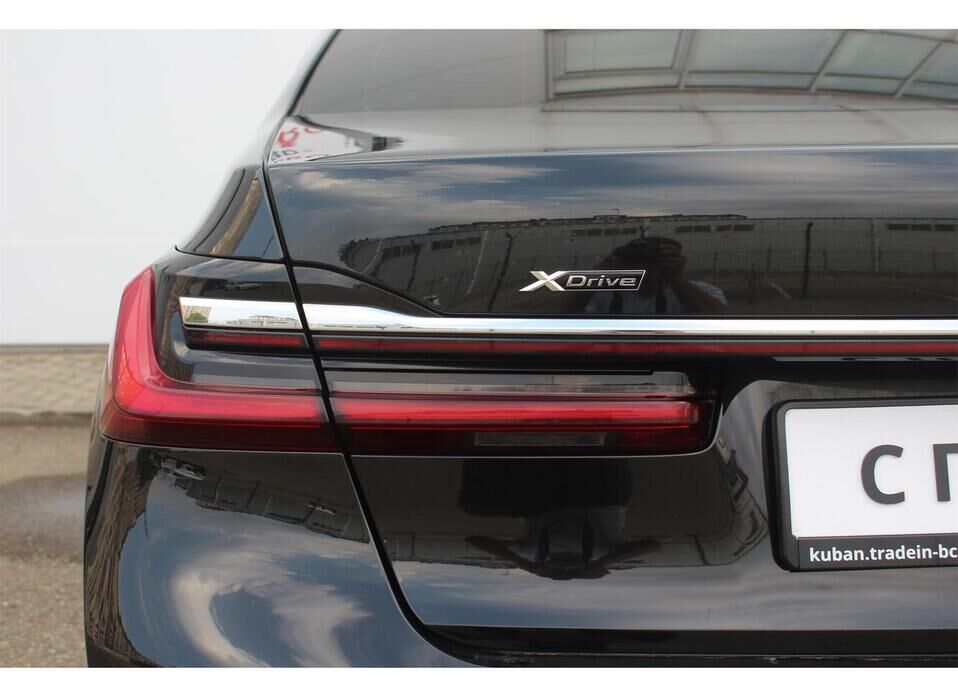 BMW 7 серии 730Ld xDrive 3.0d AT (249 л.с.) 4WD
