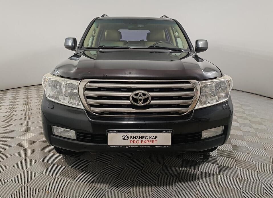 Toyota Land Cruiser, 200 Series 4.5d AT (235 л.с.) 4WD