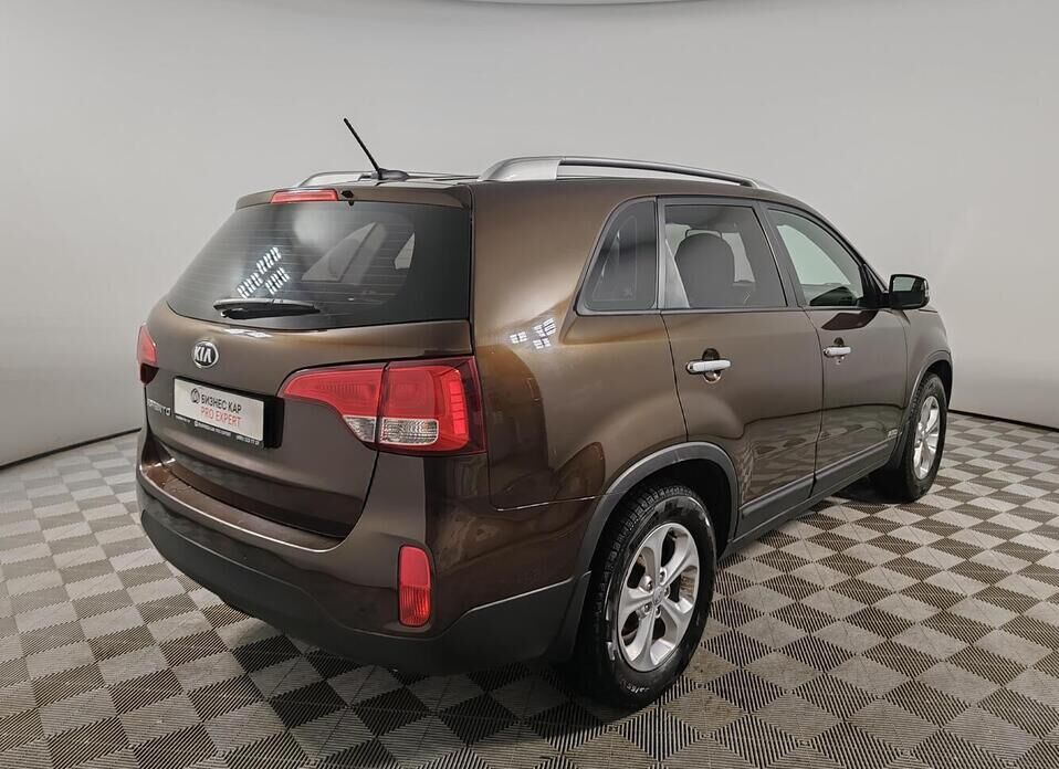 Kia Sorento, II Рестайлинг 2.4 AT (175 л.с.) 4WD