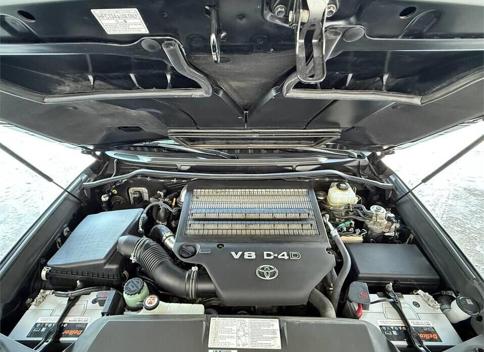 Toyota Land Cruiser, 200 Series Рестайлинг 2 4.5d AT (249 л.с.) 4WD